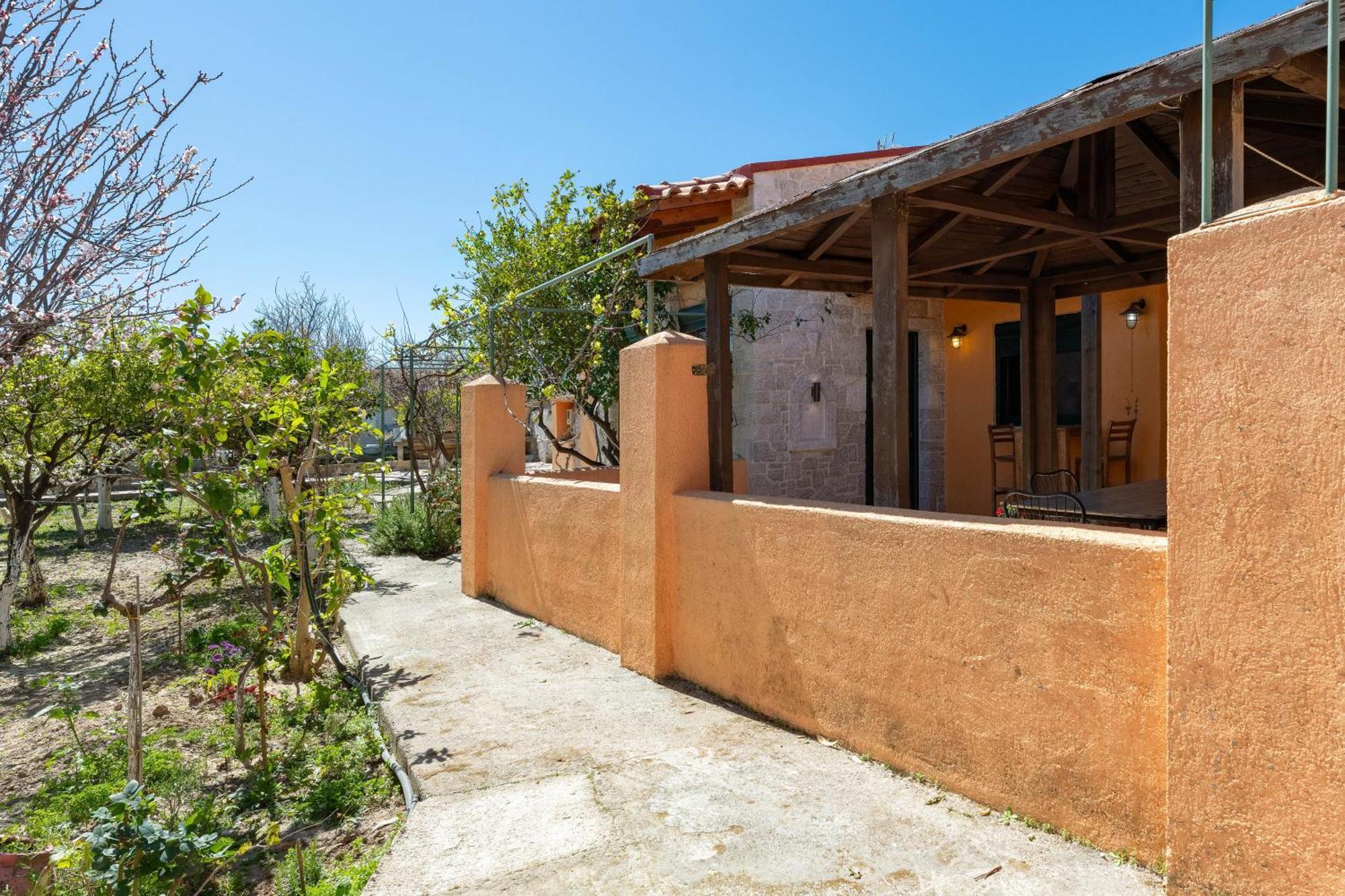 Eleftherias Garden House Afantou Eksteriør bilde